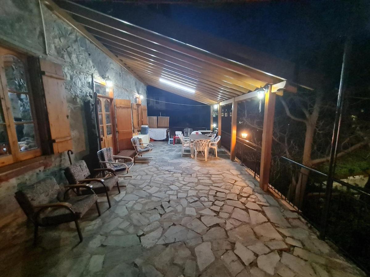 Elpiniki's Old House Villa *